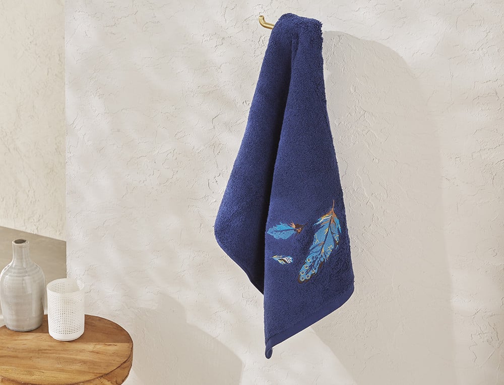 Linge de bain brodé ou jacquard 100% coton Bleu de paon