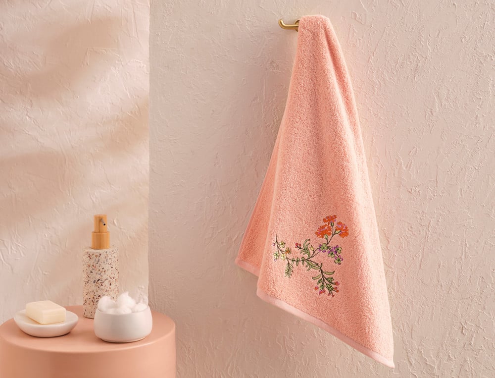 /fr/la-salle-de-bain/linge-de-toilette/linge-de-toilette-fantaisie/linge-de-bain-brode-les-delicates/