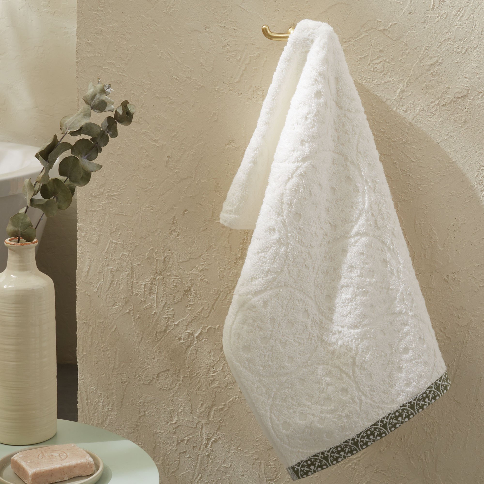 /fr/la-salle-de-bain/serviette-invites/serviette-invite-jacquard-seville/