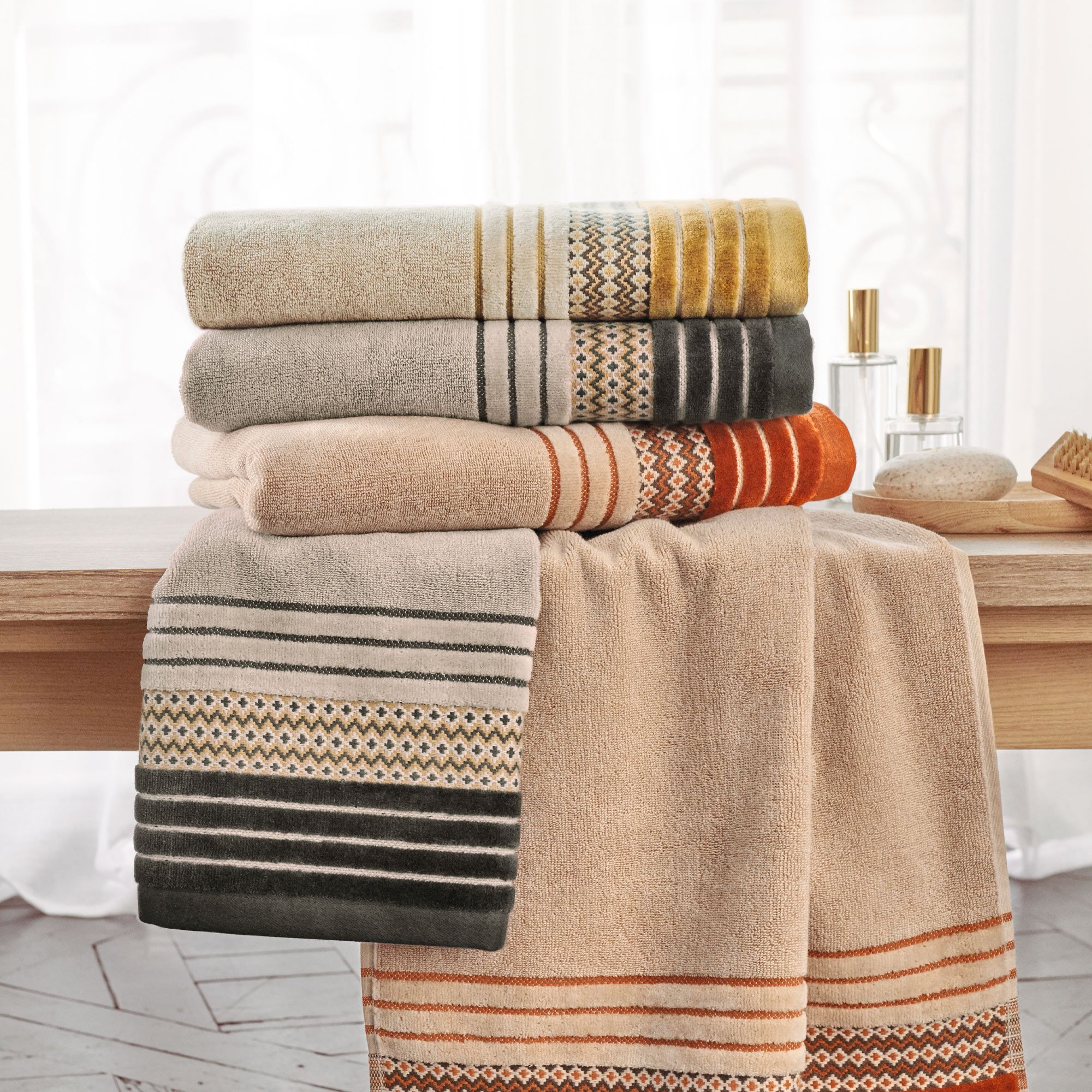 /fr/la-salle-de-bain/serviette-de-bain/serviette-de-bain-couleurs-boreales/