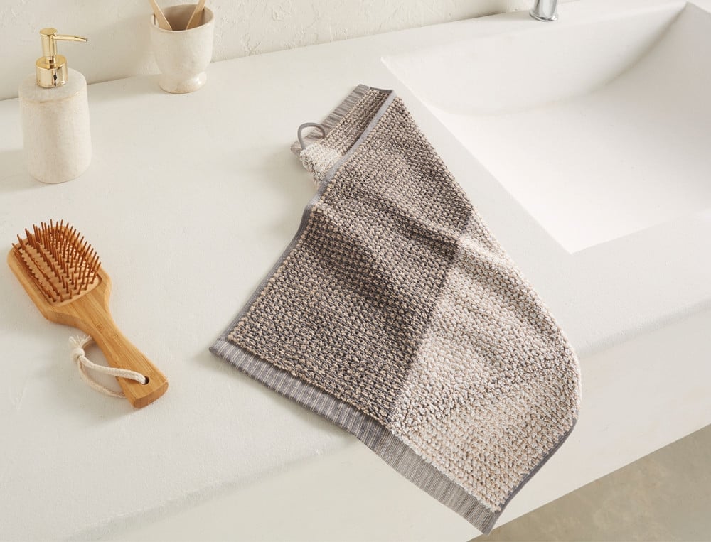 Serviette de bain, drap de bain et 2 gants jacquard En duo