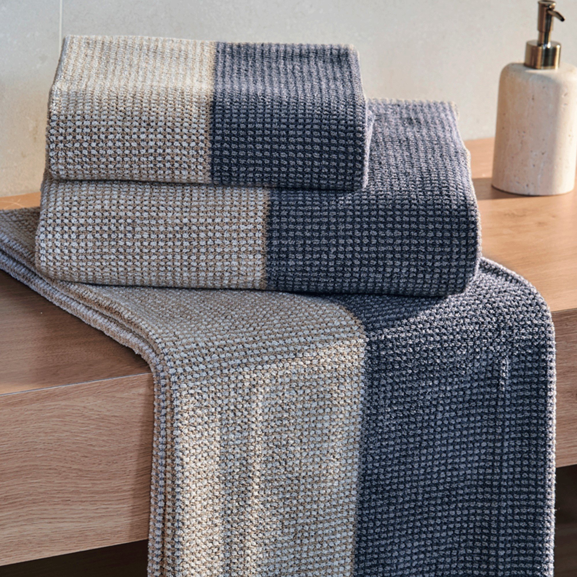 Serviette de bain, drap de bain et 2 gants jacquard En duo