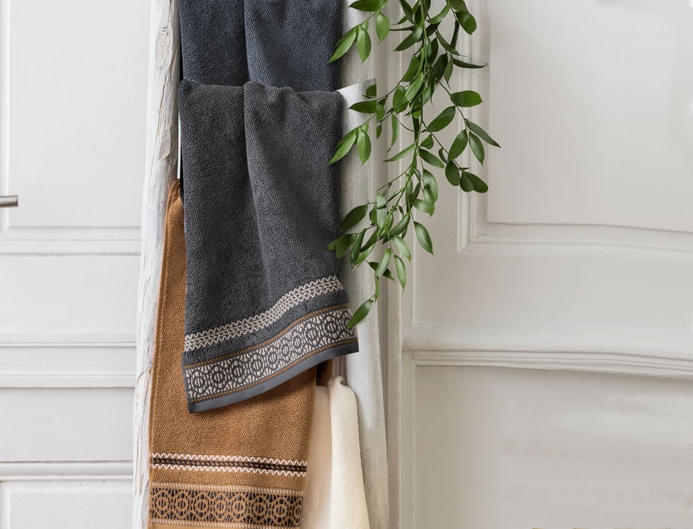 /fr/la-salle-de-bain/gant-de-toilette/gants-indian-palace/