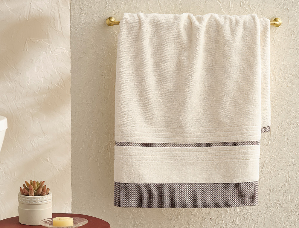 Serviette de bain finition liteau velours Indian palace