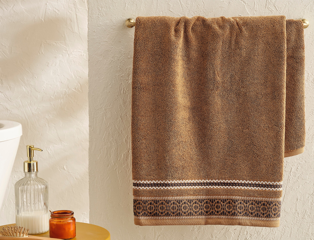 Serviette de bain finition liteau velours Indian palace