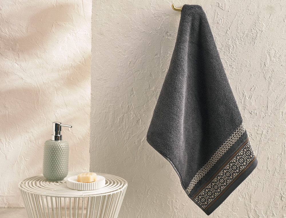 Serviette de bain finition liteau velours Indian palace