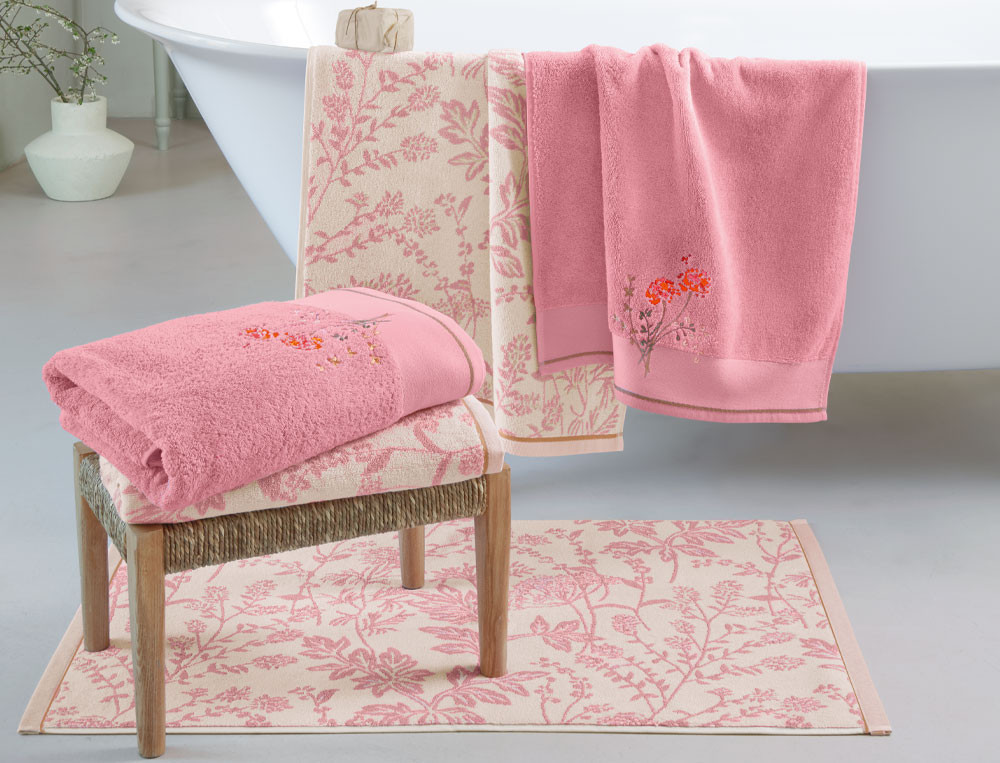 /fr/la-chambre/linge-de-lit/linge-de-bain-jacquard-balade-folk/