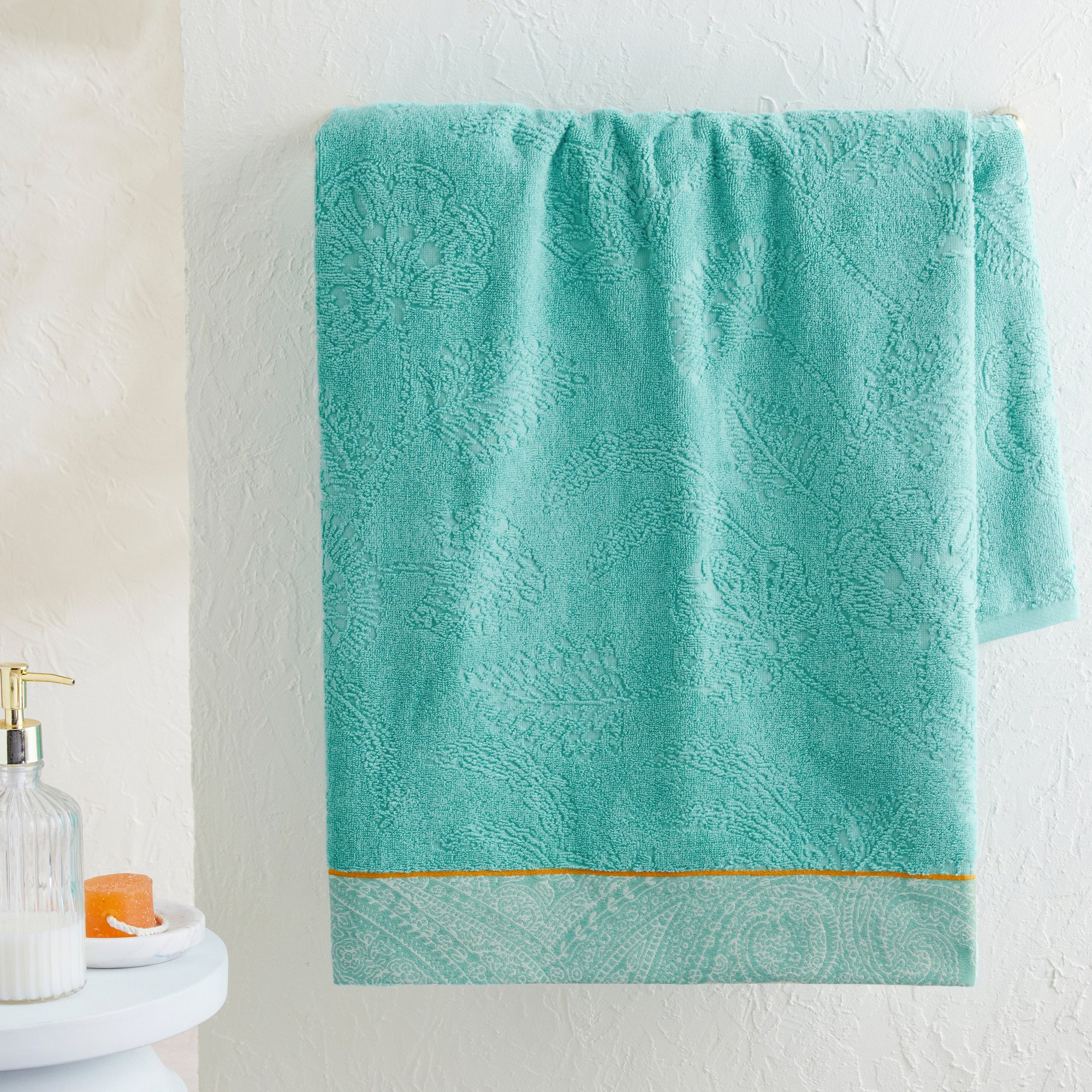 /fr/la-salle-de-bain/linge-de-toilette/linge-de-toilette-fantaisie/linge-de-bain-jacquard-cisele-jodhpur/