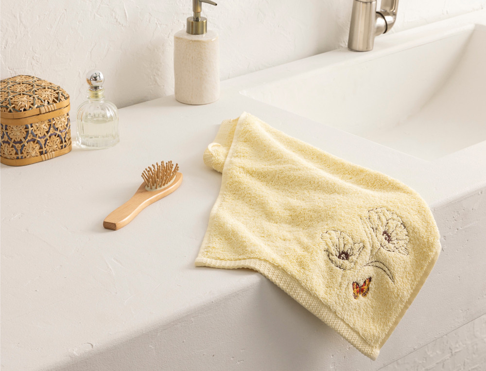 /fr/la-salle-de-bain/linge-de-toilette/linge-de-toilette-fantaisie/linge-de-bain-les-coquelicots/
