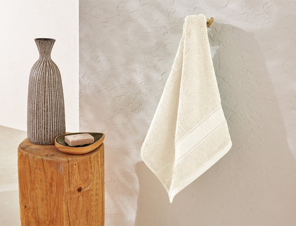 /fr/la-salle-de-bain/linge-de-toilette/linge-de-toilette-uni/linge-de-bain-matinale/