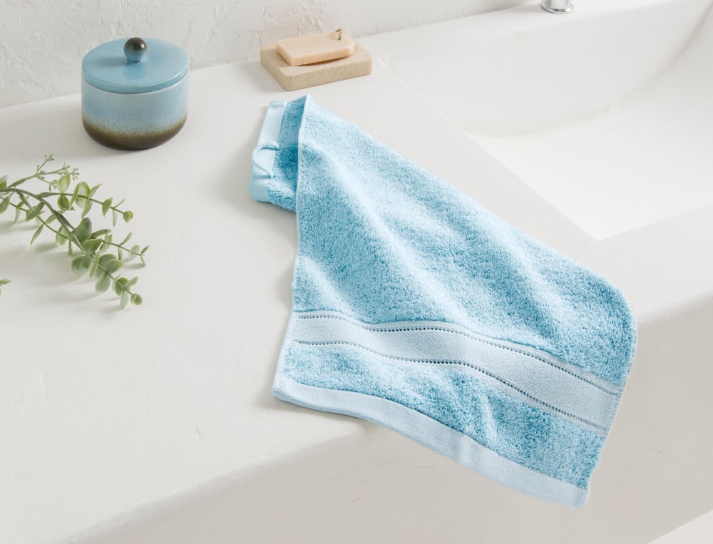 /fr/la-salle-de-bain/linge-de-toilette/linge-de-toilette-uni/linge-de-bain-matinale/