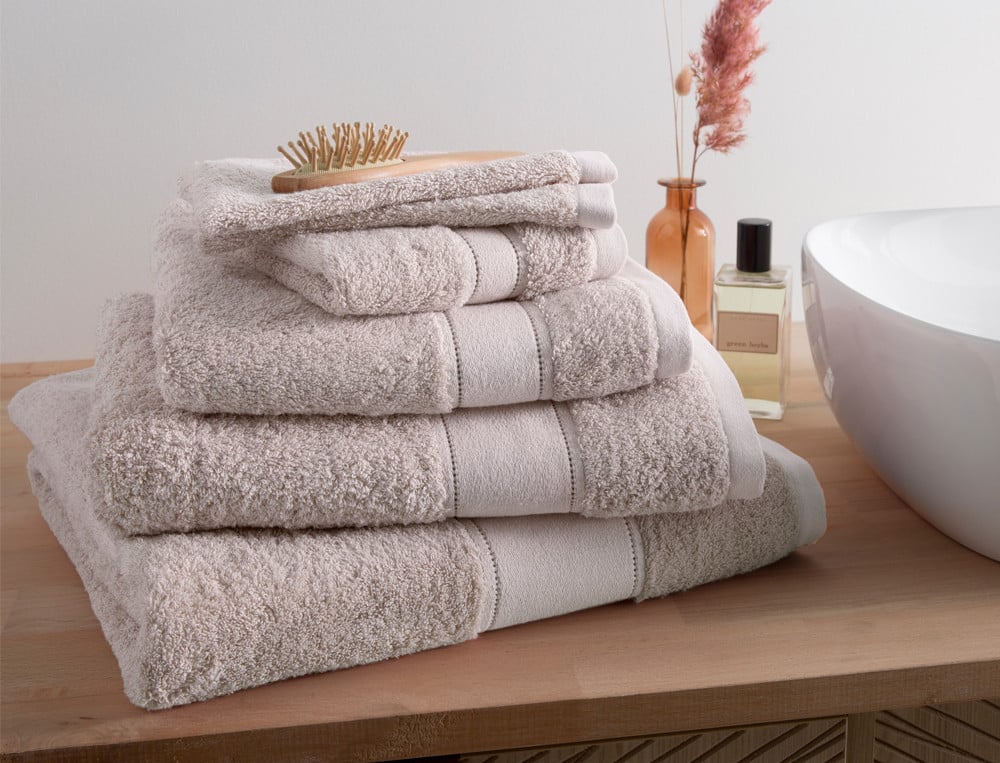 Linge de bain 65% coton et 35% modal 640g/m2 Matinale