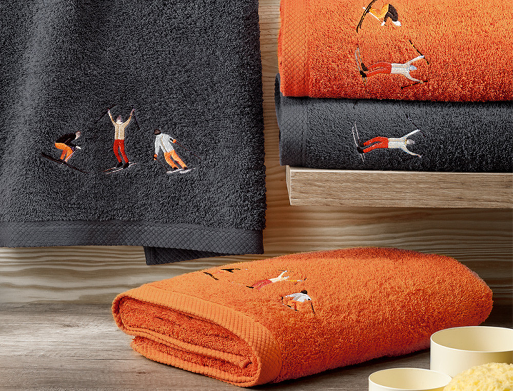 /fr/idees-cadeaux/broderie-personnalisee/linge-de-toilette/linge-de-bain-piste-noire/