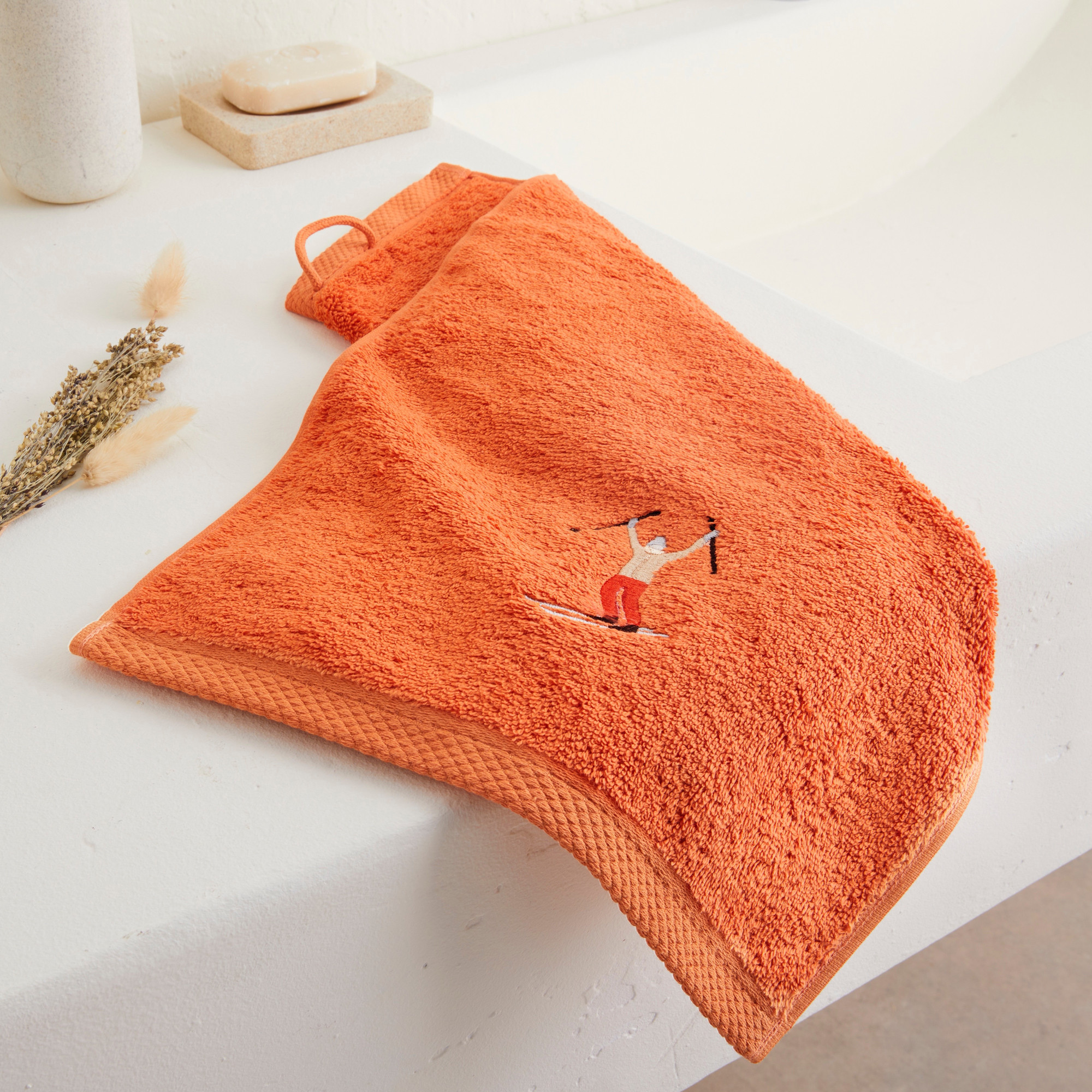 /fr/idees-cadeaux/broderie-personnalisee/linge-de-toilette/linge-de-bain-piste-noire/