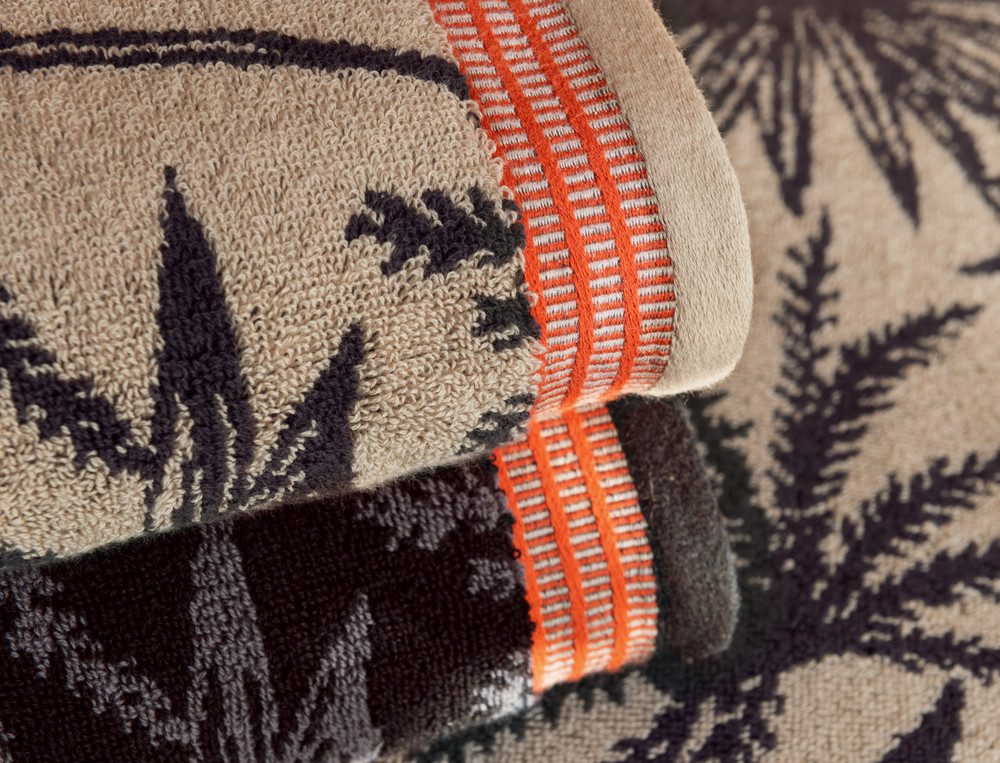 /fr/idees-cadeaux/broderie-personnalisee/linge-de-toilette/linge-de-bain-trait-pour-trait/