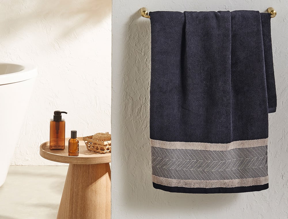 /fr/la-chambre/linge-de-lit/linge-de-bain-uni-syracuse/