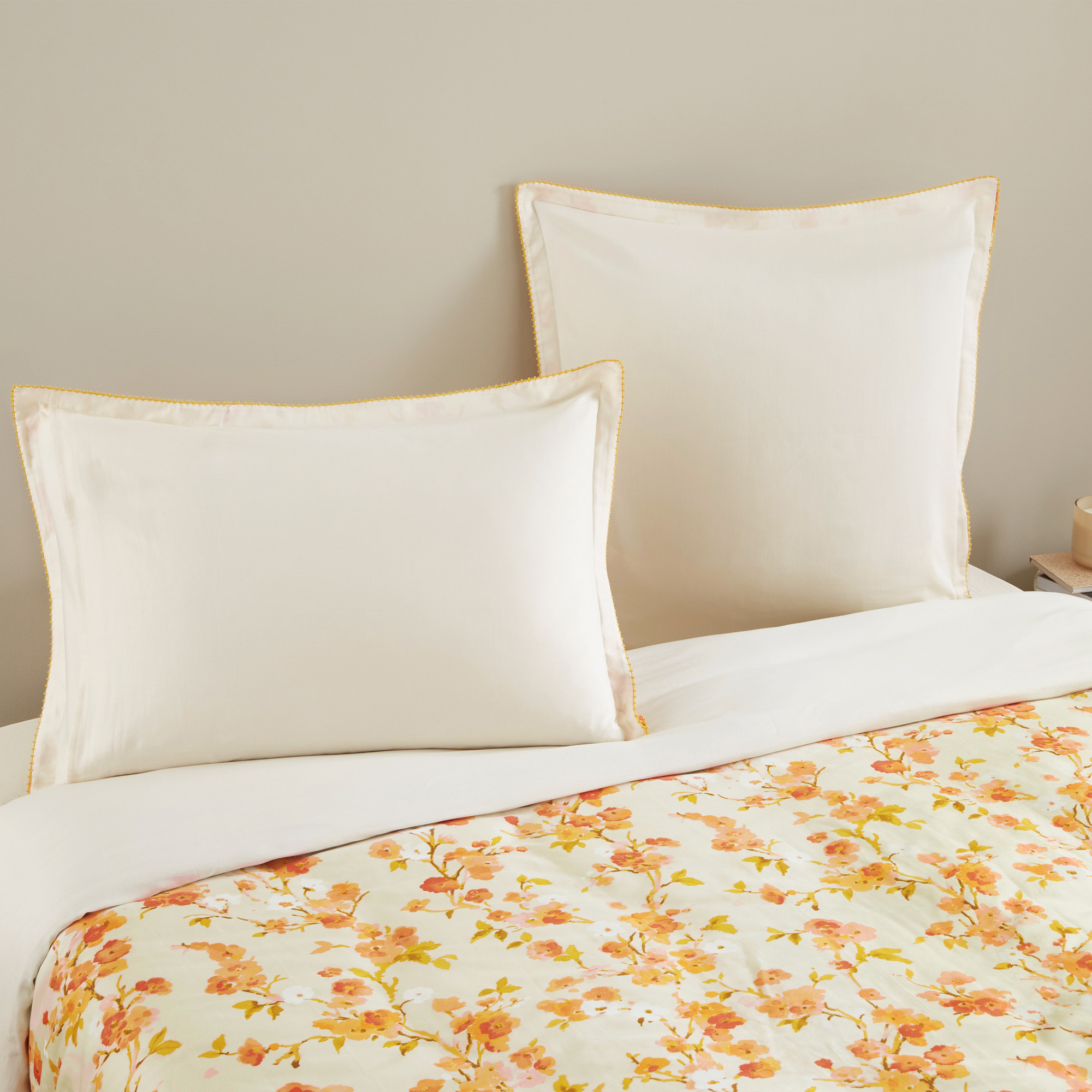 /fr/la-chambre/linge-de-lit/linge-de-lit-fantaisie/linge-de-lit-adella/