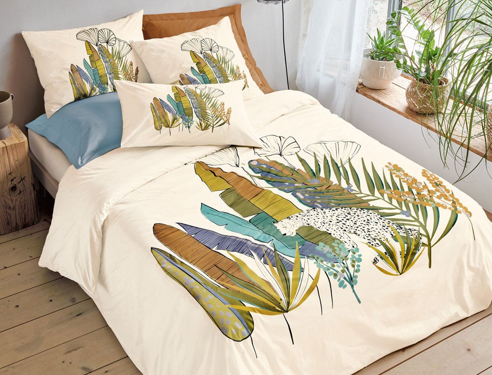 /fr/la-chambre/linge-de-lit/taie-d-oreiller/taie-d-oreiller-balade-en-savane/