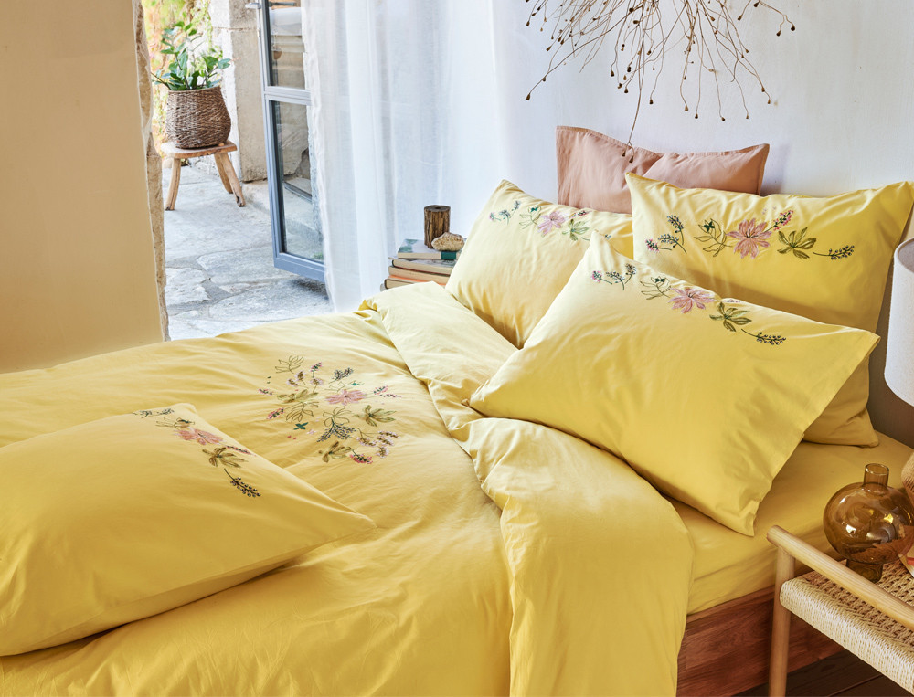 Linge de lit brodé percale 100% coton Belle matinée
