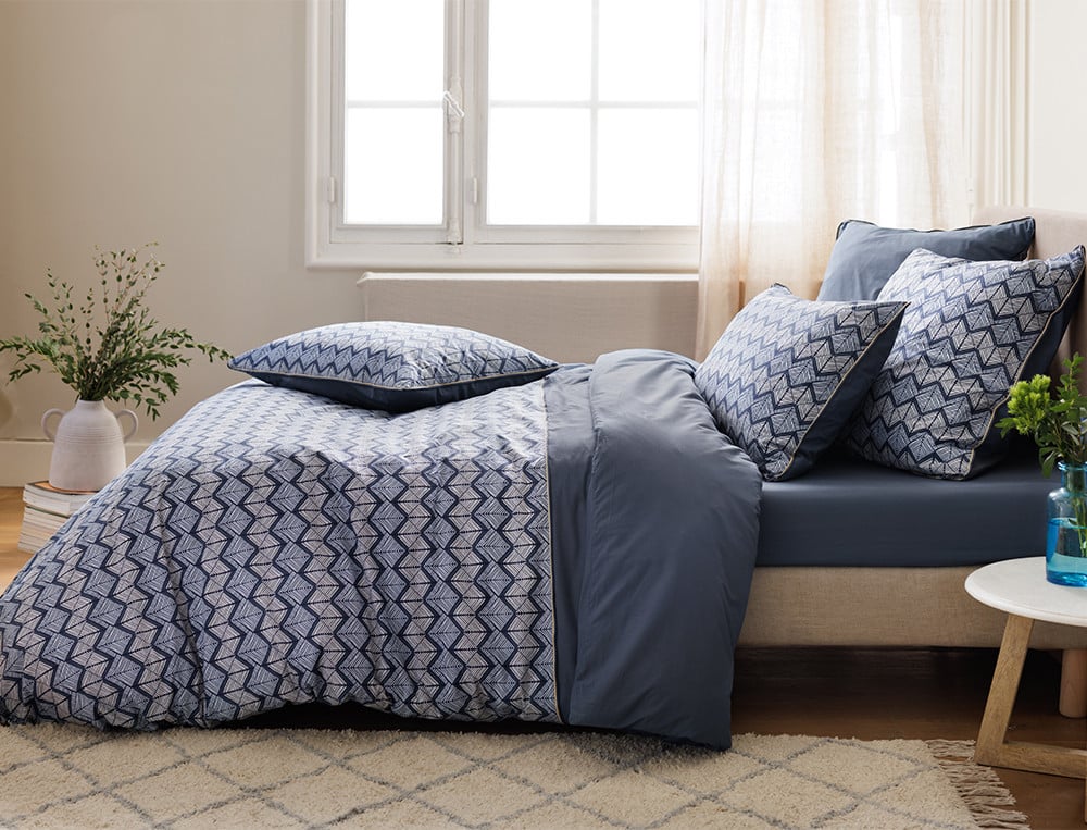 /fr/la-chambre/linge-de-lit/linge-de-lit-fantaisie/linge-de-lit-bleu-evasion/