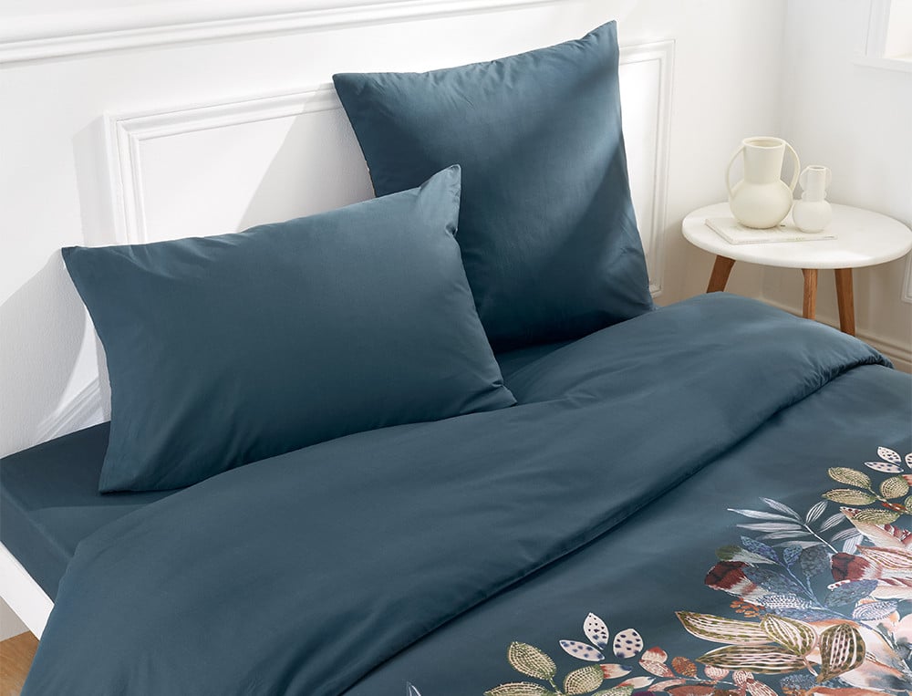 Linge de lit percale 100% coton imprimé végétal et uni bleu Courances