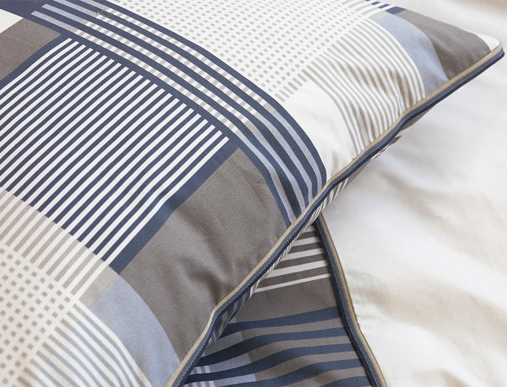 /fr/la-chambre/linge-de-lit/linge-de-lit-fantaisie/linge-de-lit-en-symetrie/