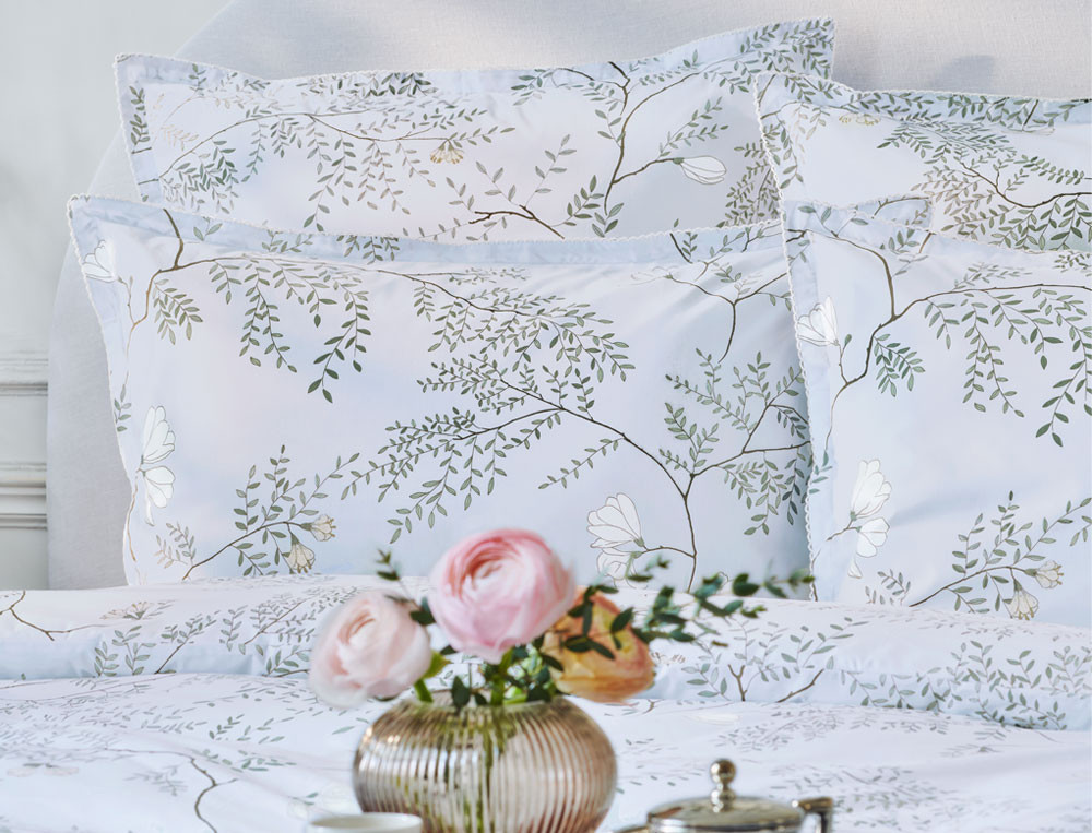 /fr/la-chambre/linge-de-lit/linge-de-lit-fantaisie/linge-de-lit-fil-a-fleurs/