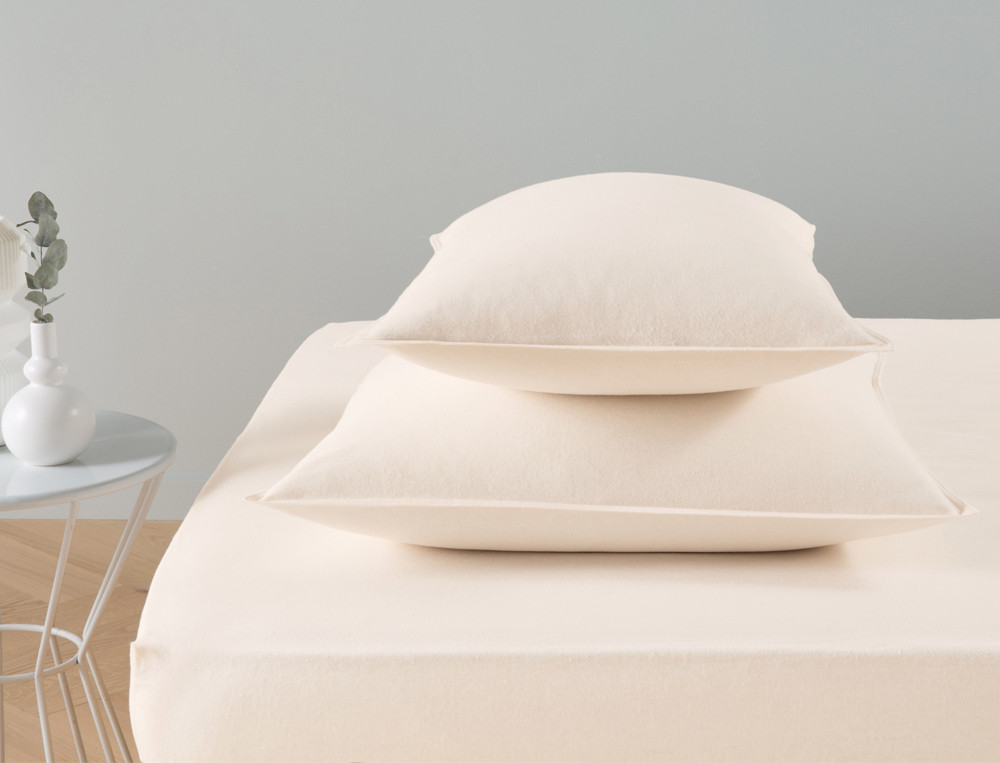 /fr/la-chambre/linge-de-lit/linge-de-lit-uni/linge-de-lit-flanelle-bicolore/