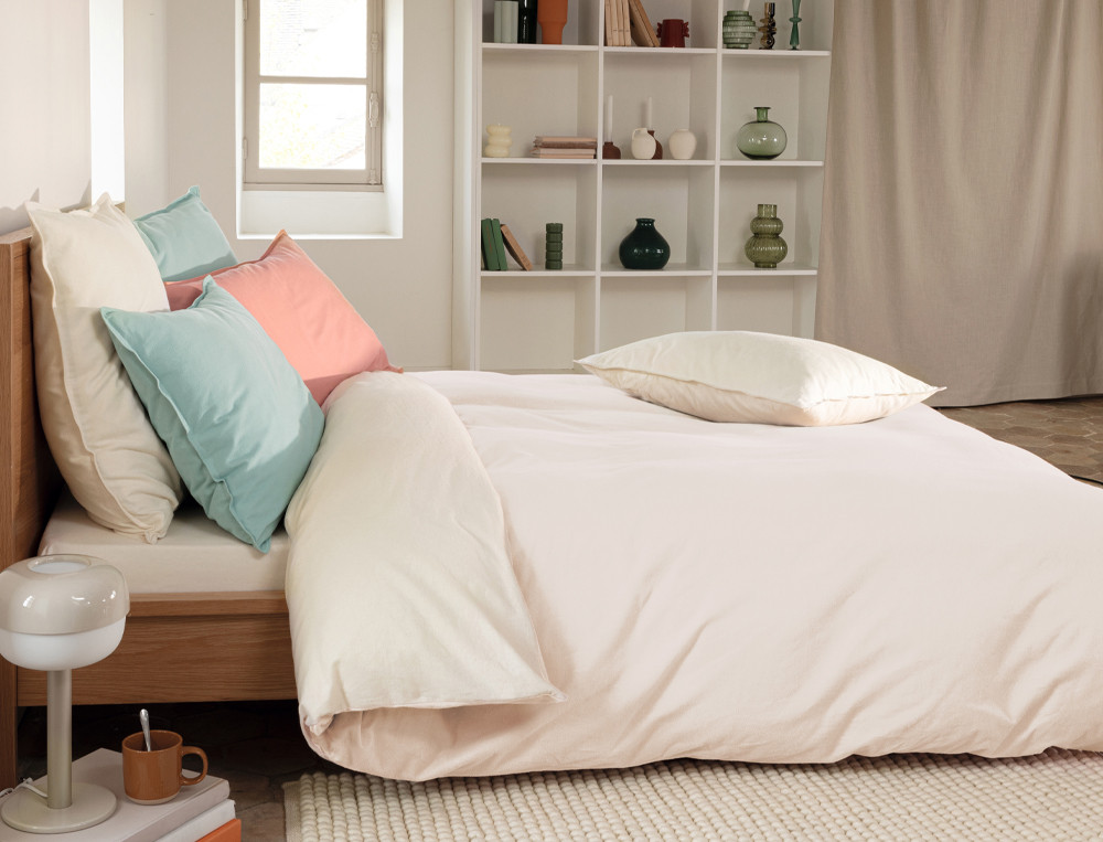 /fr/la-chambre/linge-de-lit/linge-de-lit-uni/linge-de-lit-flanelle-bicolore/