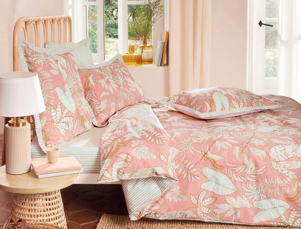 /fr/la-chambre/linge-de-lit/taie-d-oreiller/taie-d-oreiller-les-grenadines/