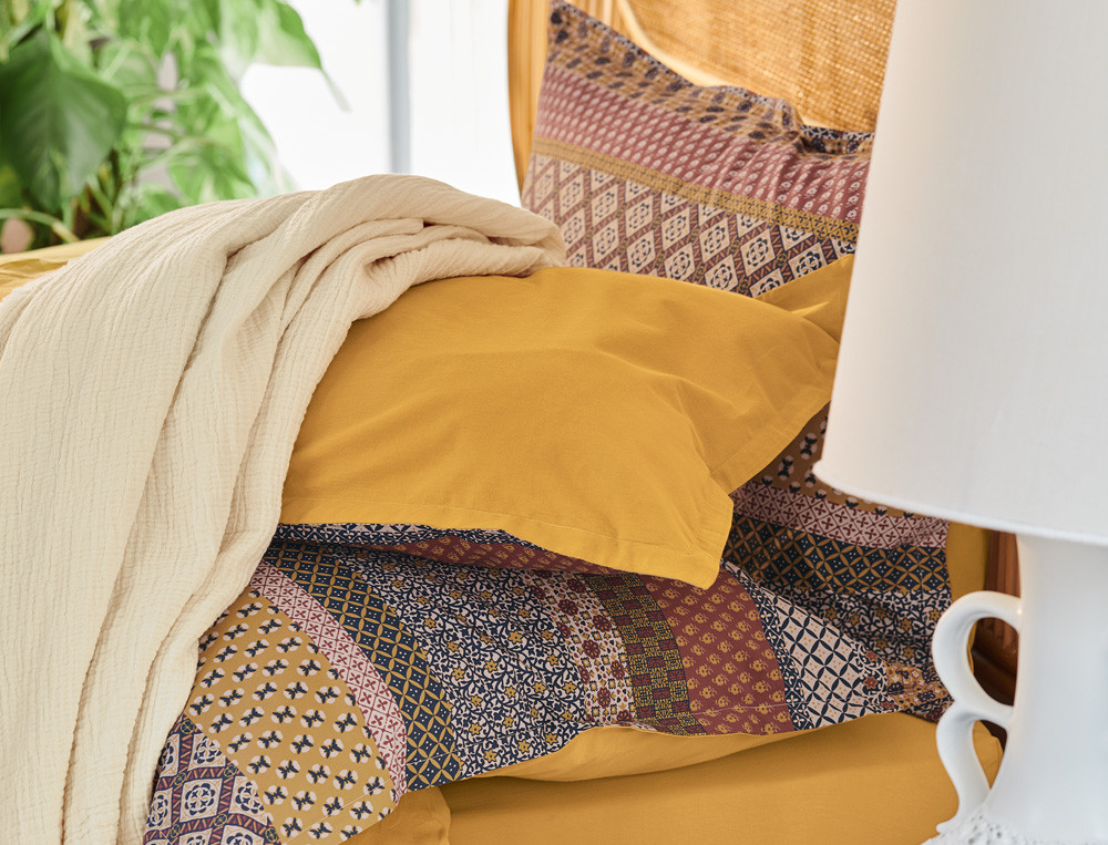 /fr/la-chambre/linge-de-lit/linge-de-lit-fantaisie/linge-de-lit-lourmarin/