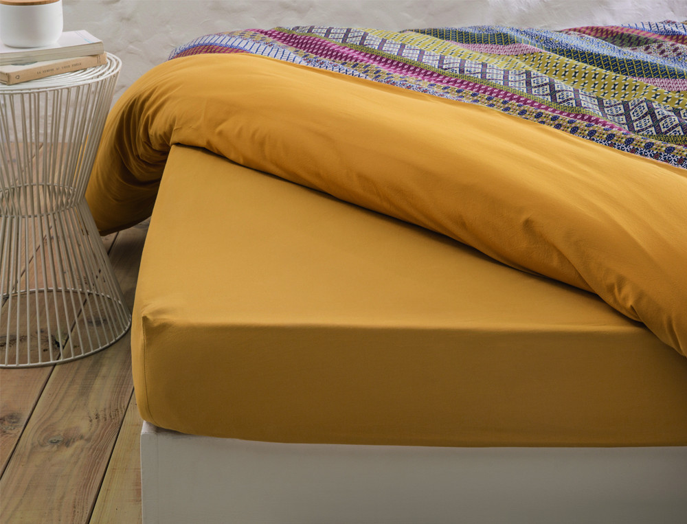 /fr/la-chambre/linge-de-lit/linge-de-lit-fantaisie/linge-de-lit-lourmarin/