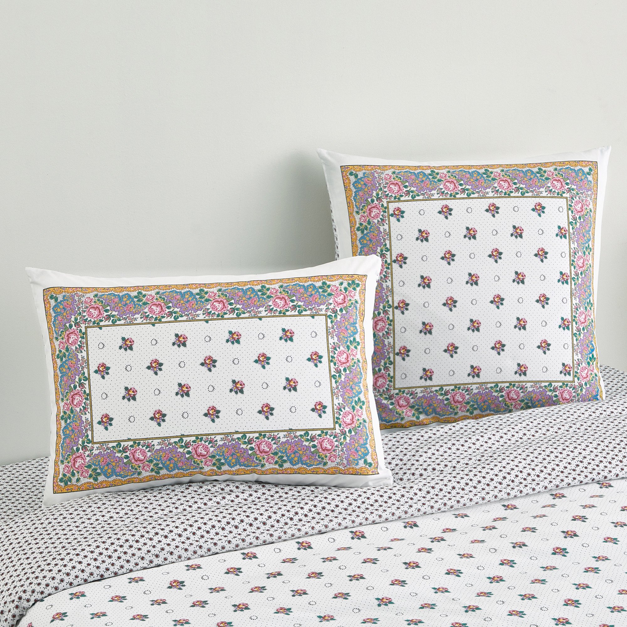 /fr/la-chambre/linge-de-lit/linge-de-lit-fantaisie/linge-de-lit-pompadour-blanc/