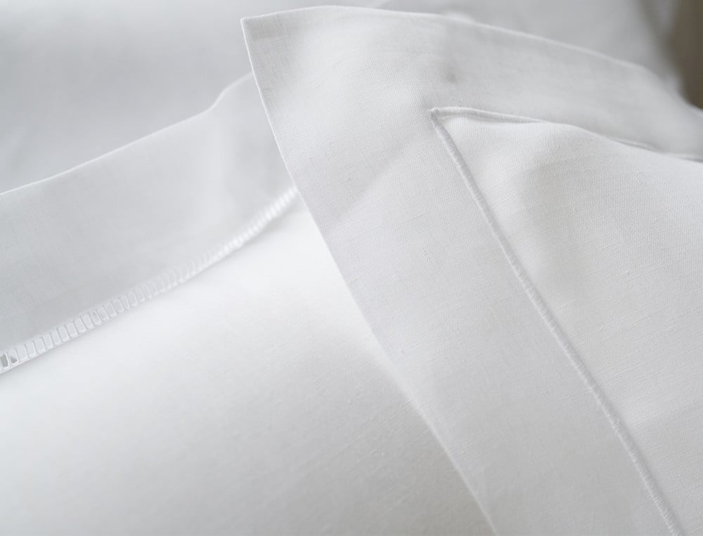 /fr/la-chambre/linge-de-lit/linge-de-lit-uni/linge-de-lit-pur-fil-de-lin/