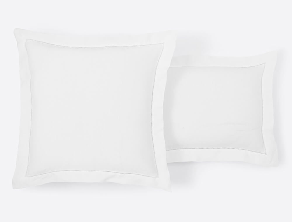 /fr/la-chambre/linge-de-lit/linge-de-lit-uni/linge-de-lit-pur-fil-de-lin/