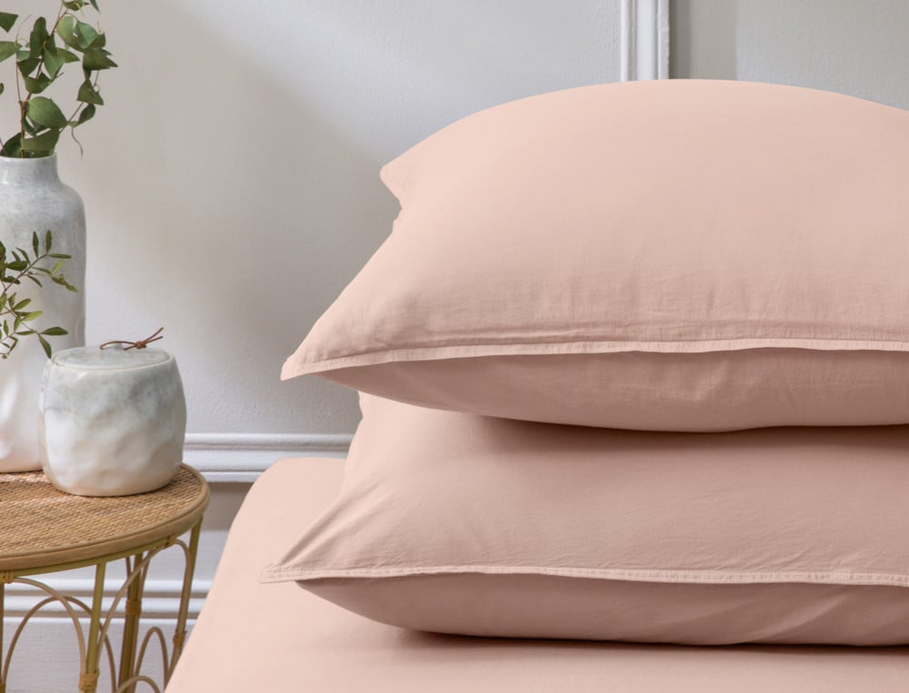 /fr/la-chambre/linge-de-lit/linge-de-lit-uni/linge-de-lit-satin-lave/