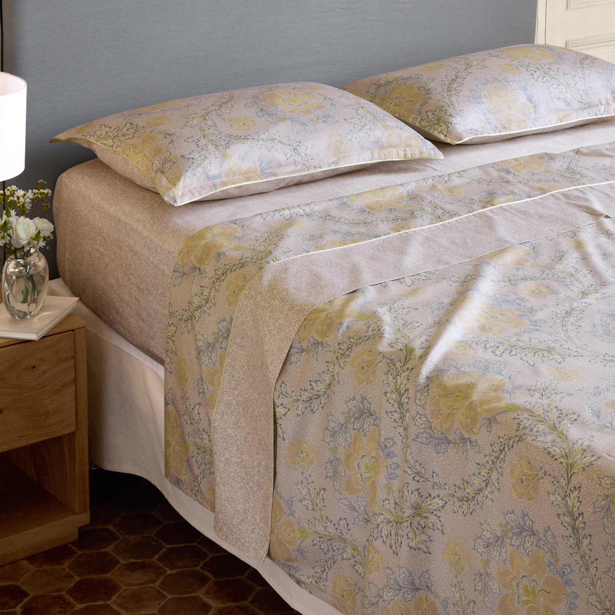 Victoria