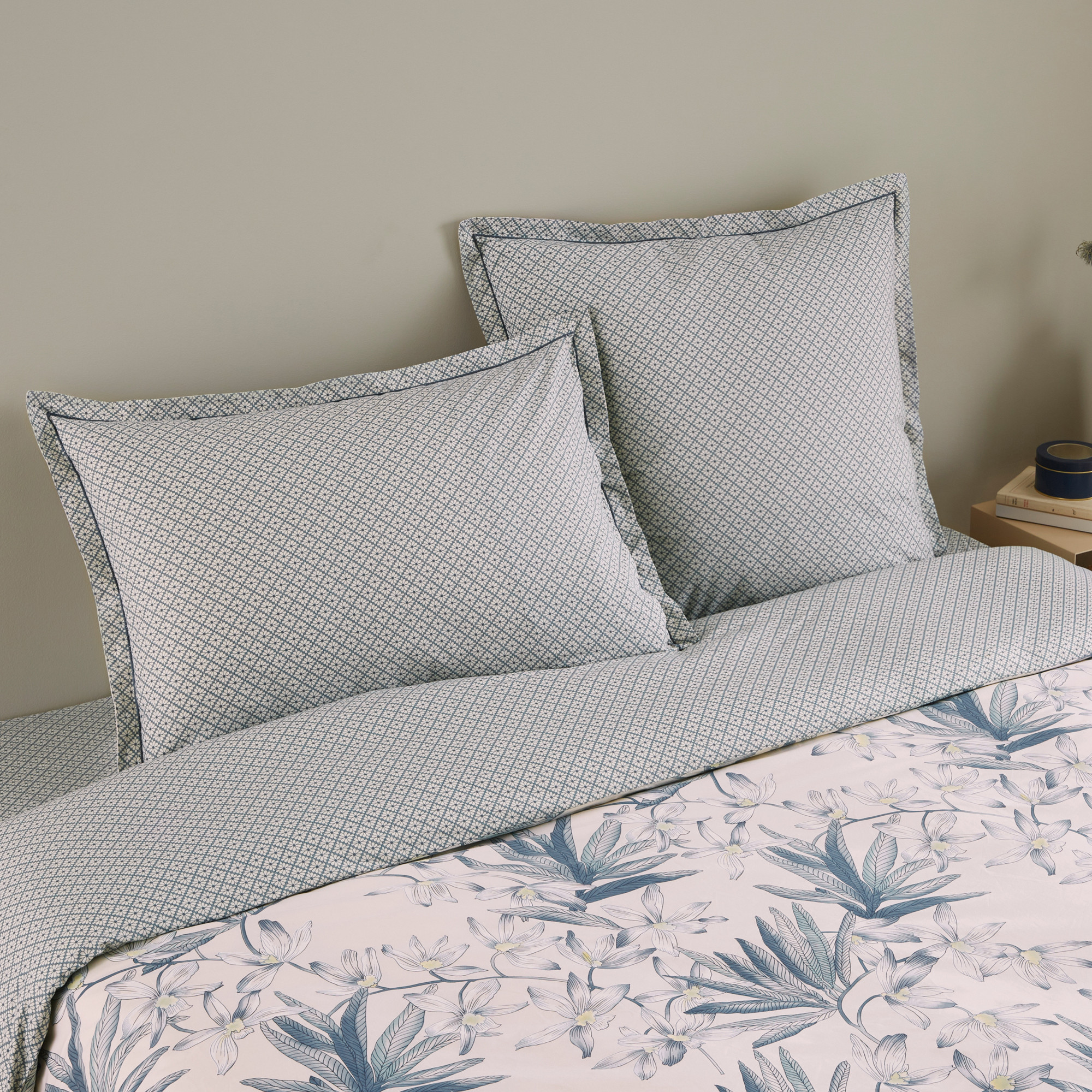 /fr/la-chambre/linge-de-lit/linge-de-lit-fantaisie/linge-de-lit-villa-sasseti/