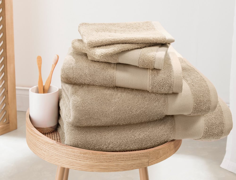 /fr/la-salle-de-bain/serviette-invites/serviette-invite-parenthese/