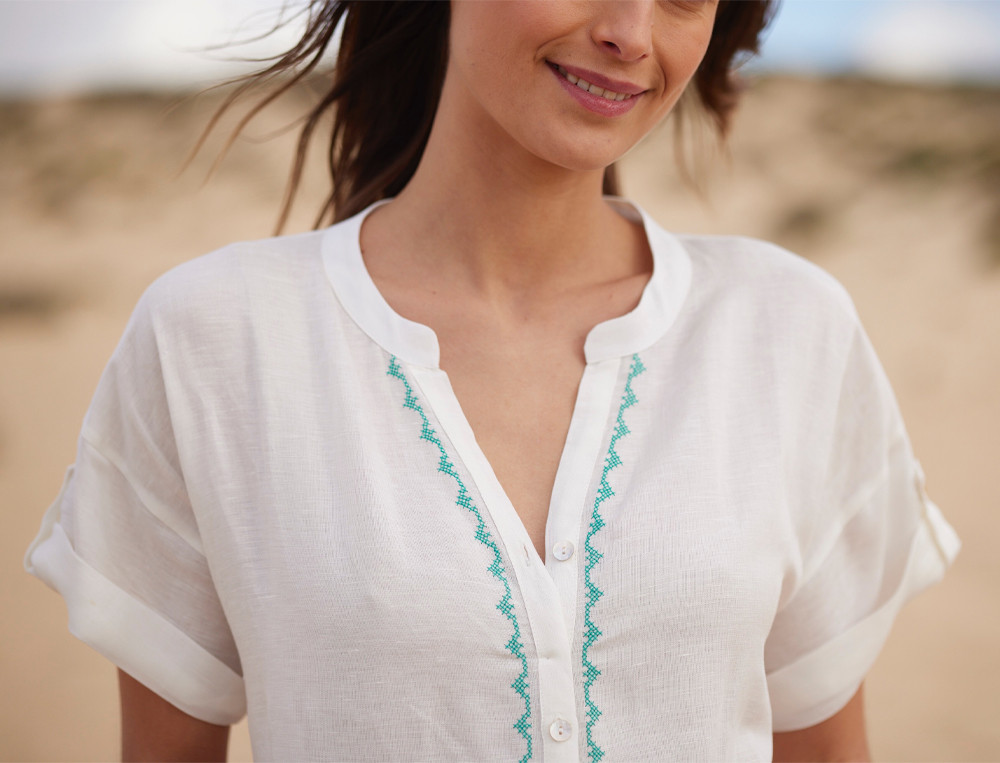 /fr/les-vetements-d-interieur/femme/robe-de-plage/liquette-blanche-sur-le-lagon/