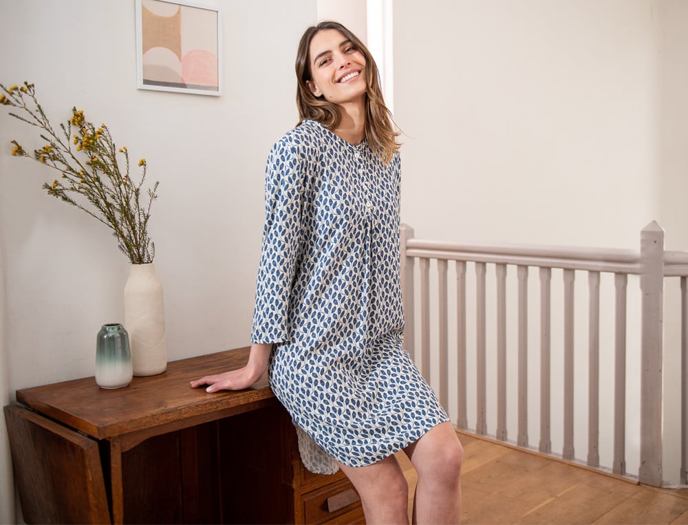 /fr/les-vetements-d-interieur/femme/chemise-de-nuit/liquette-poesie-marine/