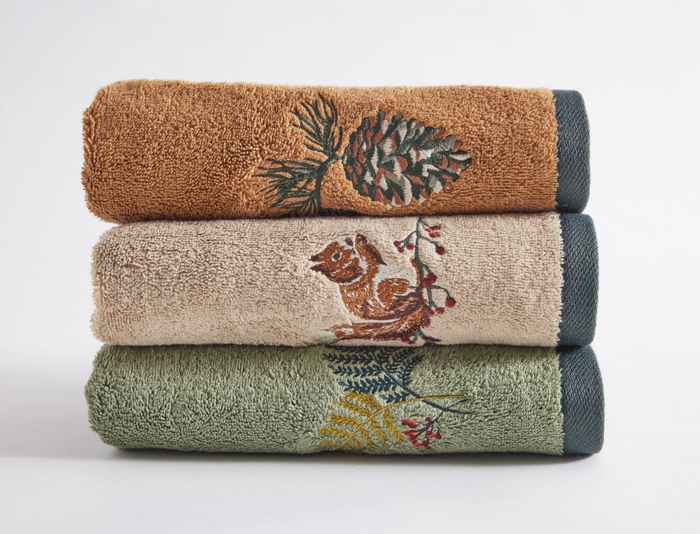 /fr/la-salle-de-bain/serviette-invites/lot-serviettes-invite-foret-hivernale/