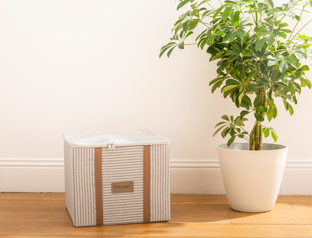 /fr/la-chambre/rangement-dressing/malle-rangement-a-vos-placards/