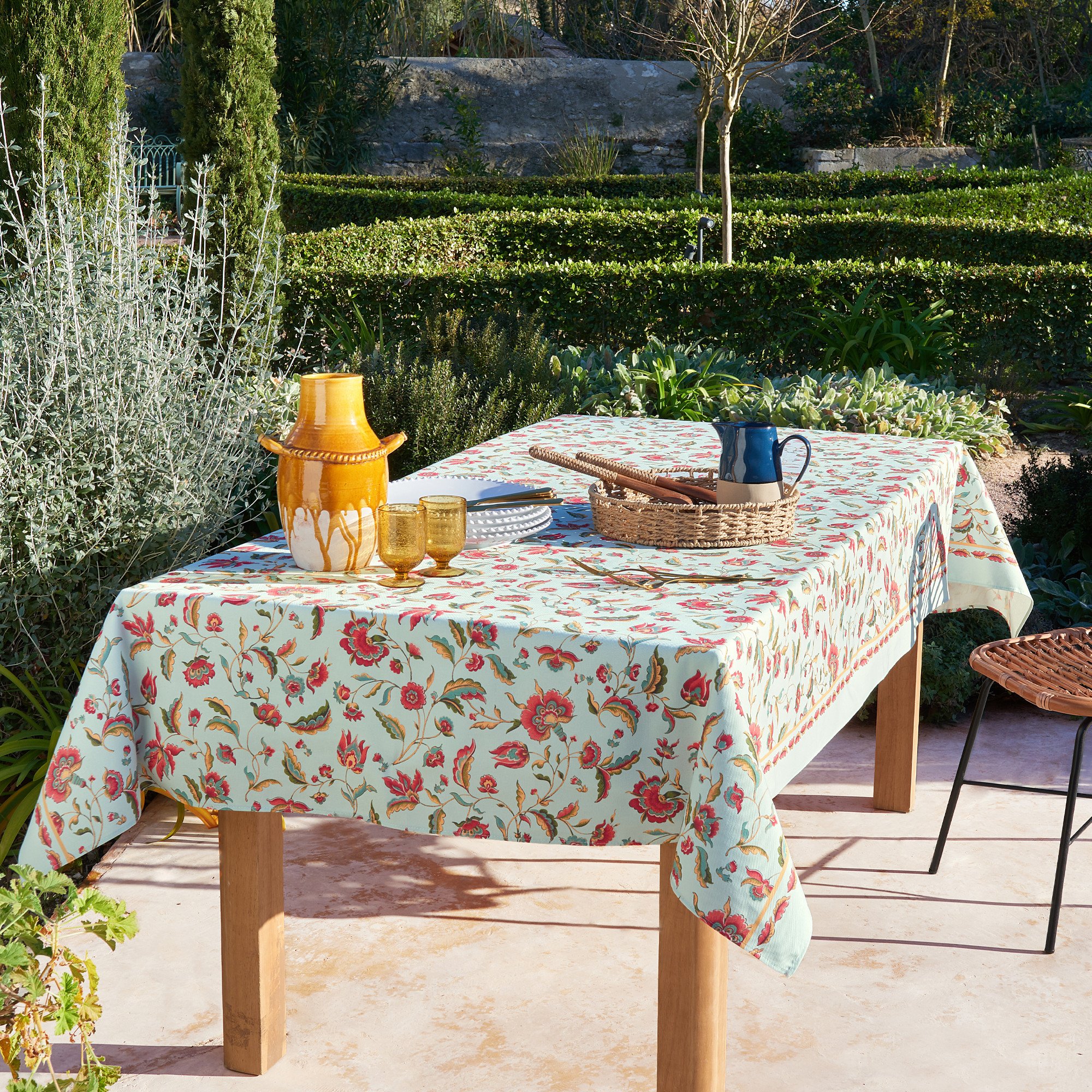 /fr/la-table/nappes/nappes-fantaisies/nappe-belle-allure/