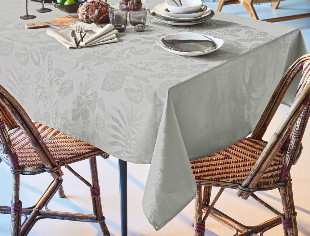 Nappe enduite traitée antitaches prieuré