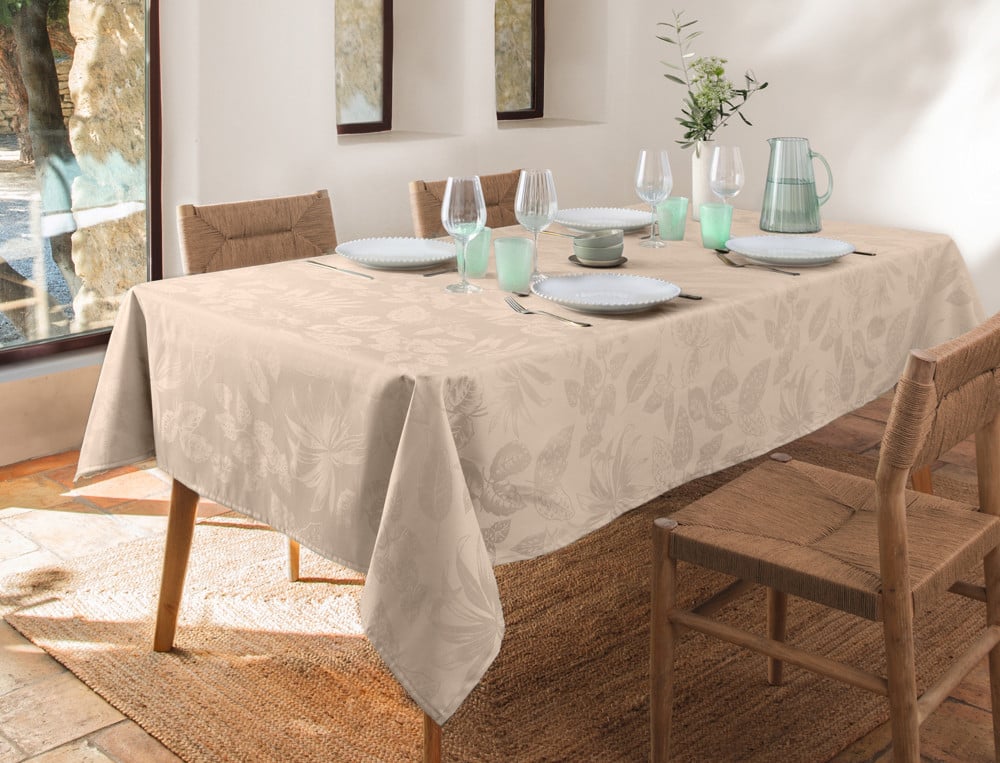 /fr/la-table/nappes/nappes/nappe-enduite-prieure/