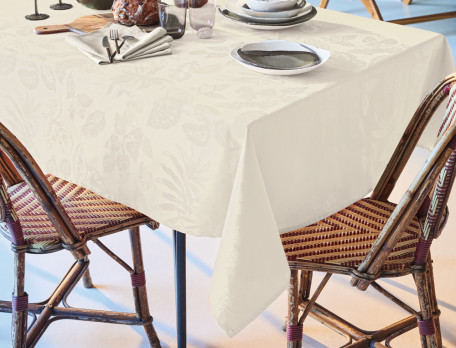 Nappe enduite traitée antitaches prieuré