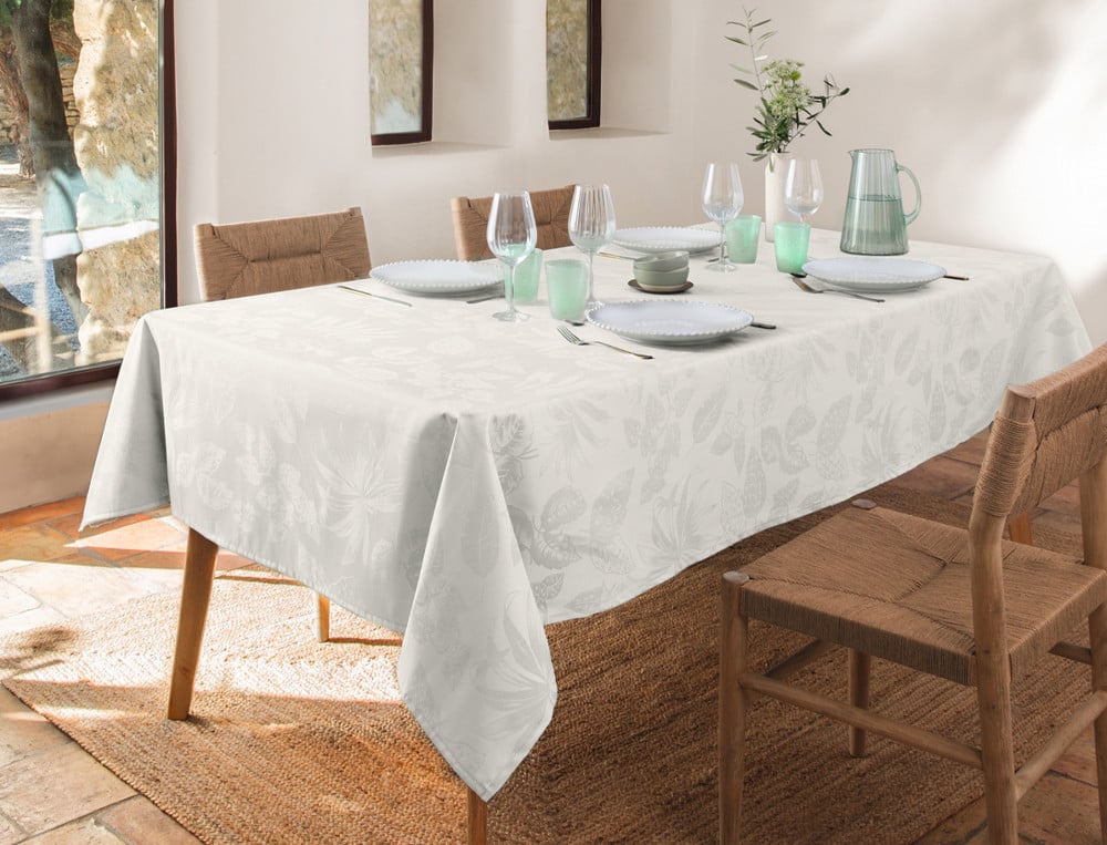 /fr/la-table/nappes/nappes/nappe-enduite-prieure/