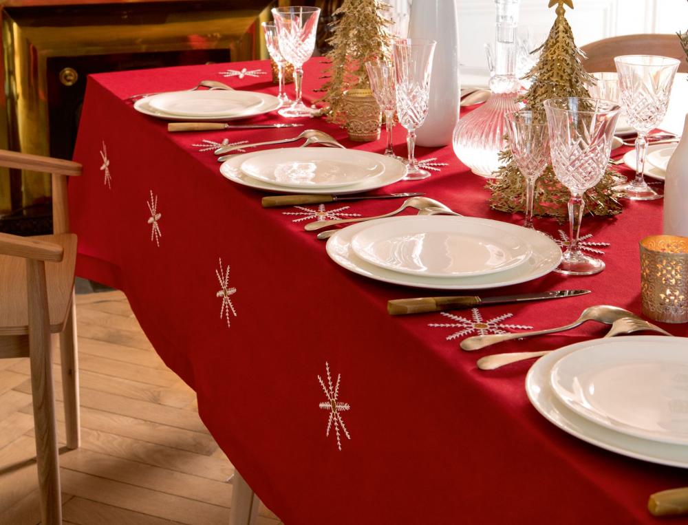 Nappe brodée Étoiles de neige