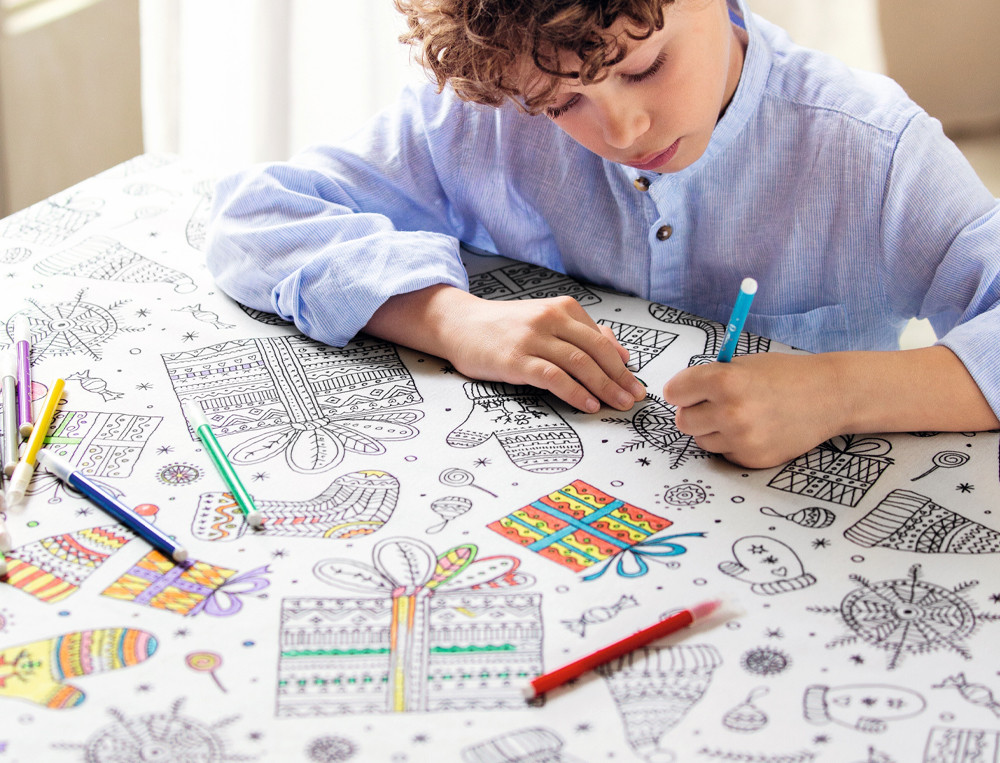 /fr/la-table/nappes/nappes/nappe-noel-a-colorier-en-famille/